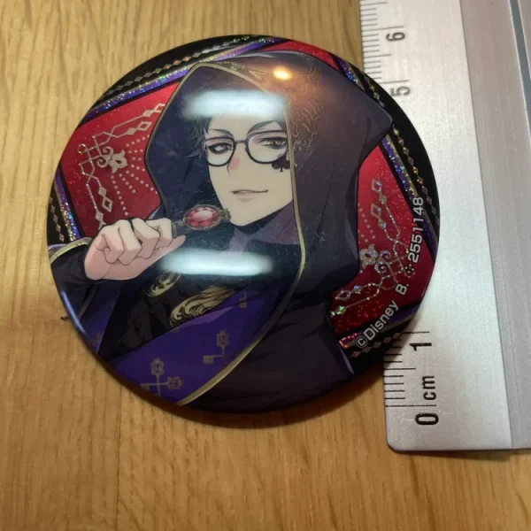 Twisted Wonderland – Badge – Trey Clover Capsule vol.3 SEGA Rayures 5 cm