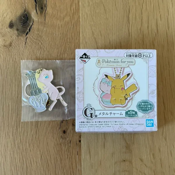 Porte-clés métal Mew Ichiban Kuji Romantic Dresser 4 cm – Pokémon