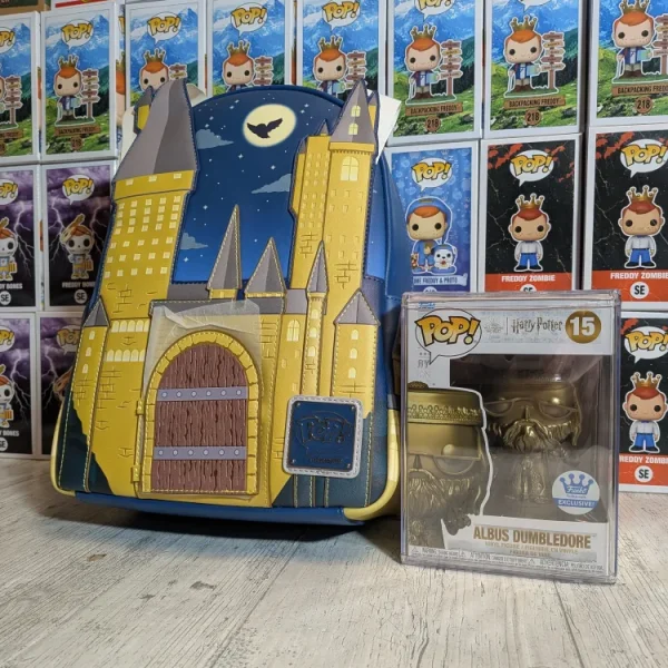 Loungefly – Funko Pop! – Harry Potter Hogwarts Castle Mini Backpack & 15- Albus Dumbledore (Golden) 🪄